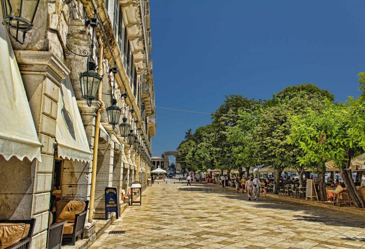 Mouragia Loft - Waterfront Old Corfu Town Apartment Екстериор снимка